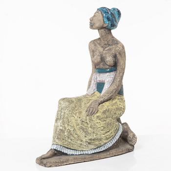 Mari Simmulson, skulptur, "Sittande balinesiska", modell 4294, Upsala-Ekeby, 1957.