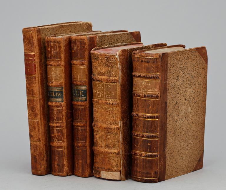 BOKPARTI, 5 st, bla "Djurkemien" del I, av J.J. Berzelius, Stockholm 1806.