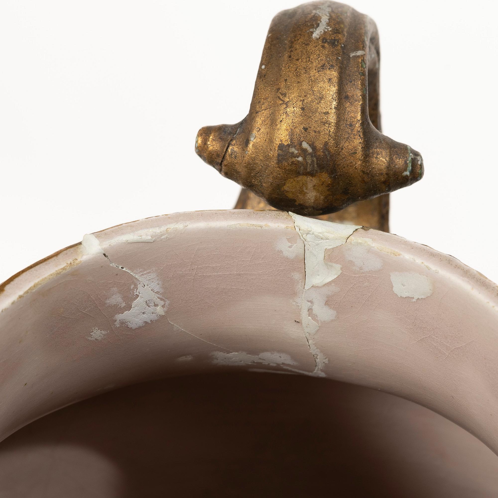 A flintware jar from Marieberg, 18th century.