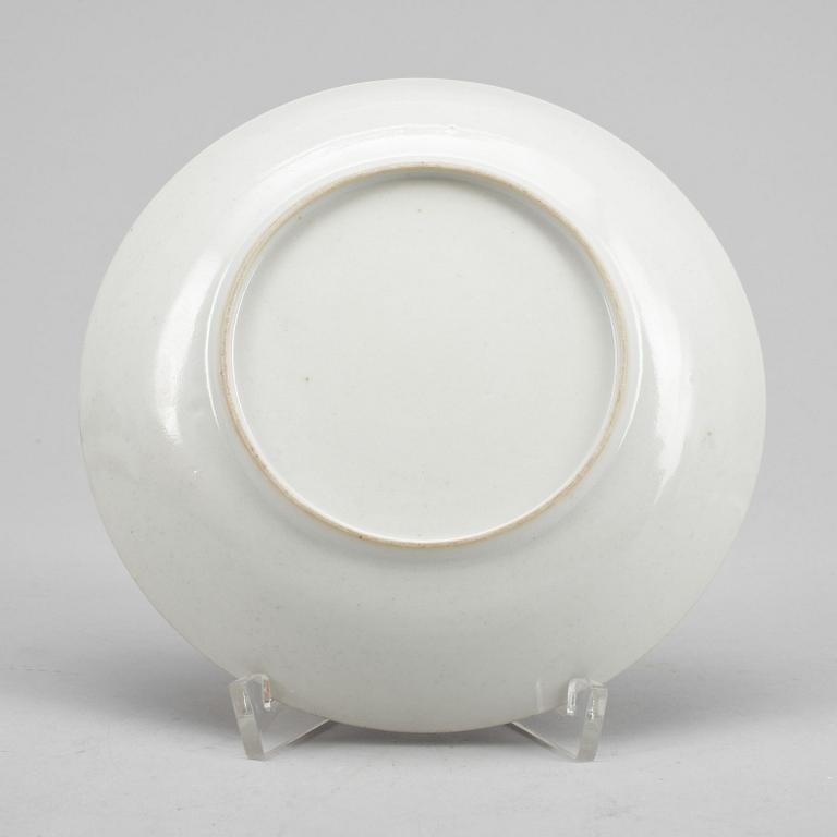 KOPP, vapenporslin. Qing dynastin, Qianlong (1736-95).