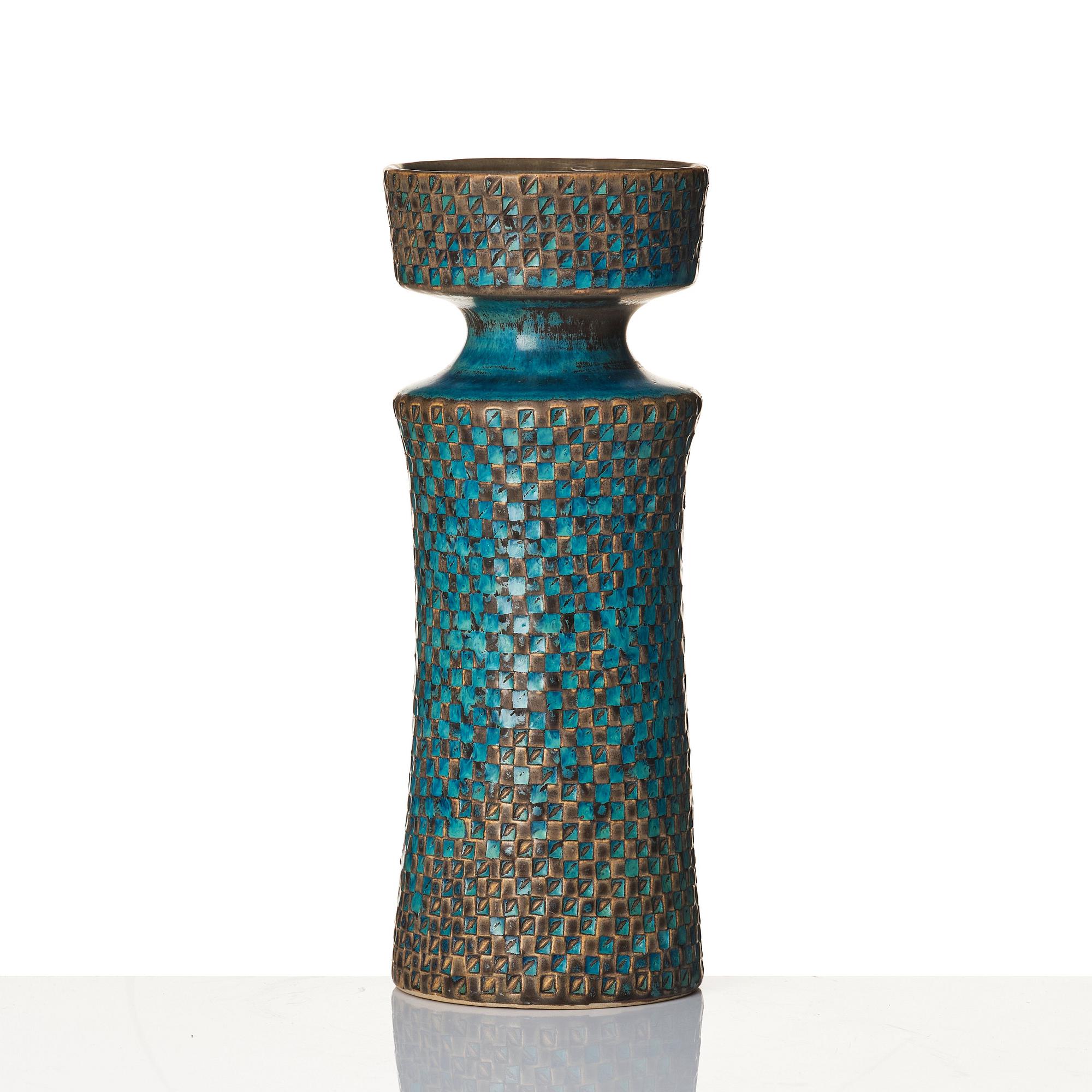 Stig Lindberg, a stoneware vase, Gustavsberg studio, Sweden 1962.
