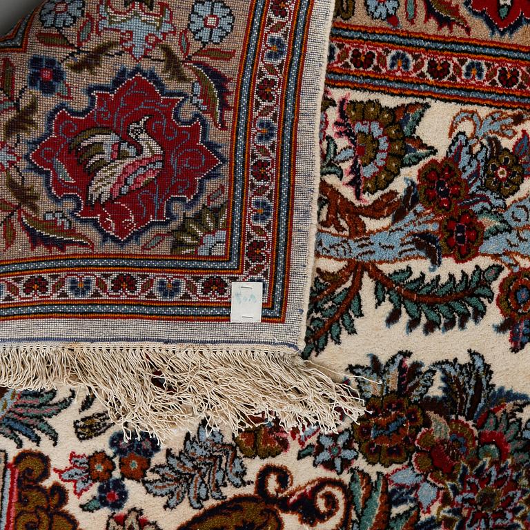 MATTA, troligen Keshan, old, ca 296 x 198 cm.