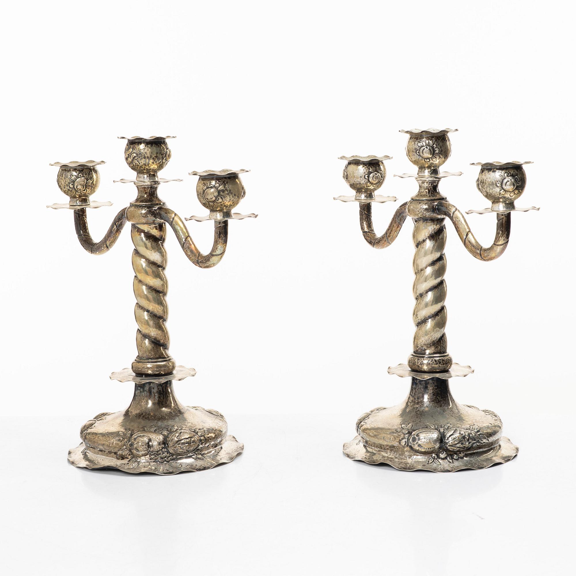 C.G. Hallberg, Kandelabrar, ett par, silver, barockstil, Stockholm 1926.