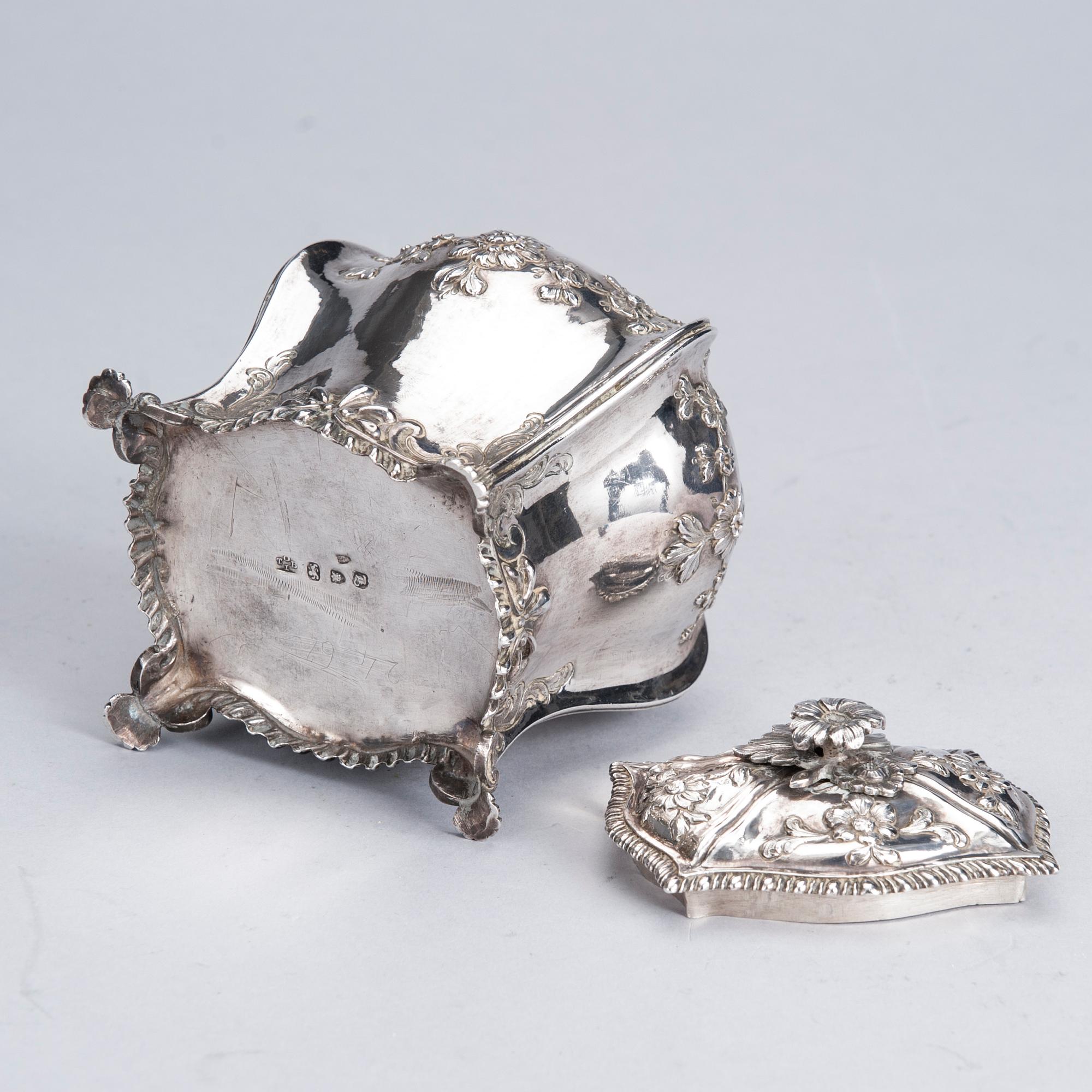 TEDOSA, sterlingsilver, London 1766. Vikt ca 268 g.