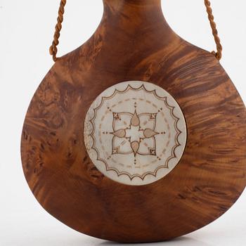 Lars Levi Sunna, a birch flask, signed.