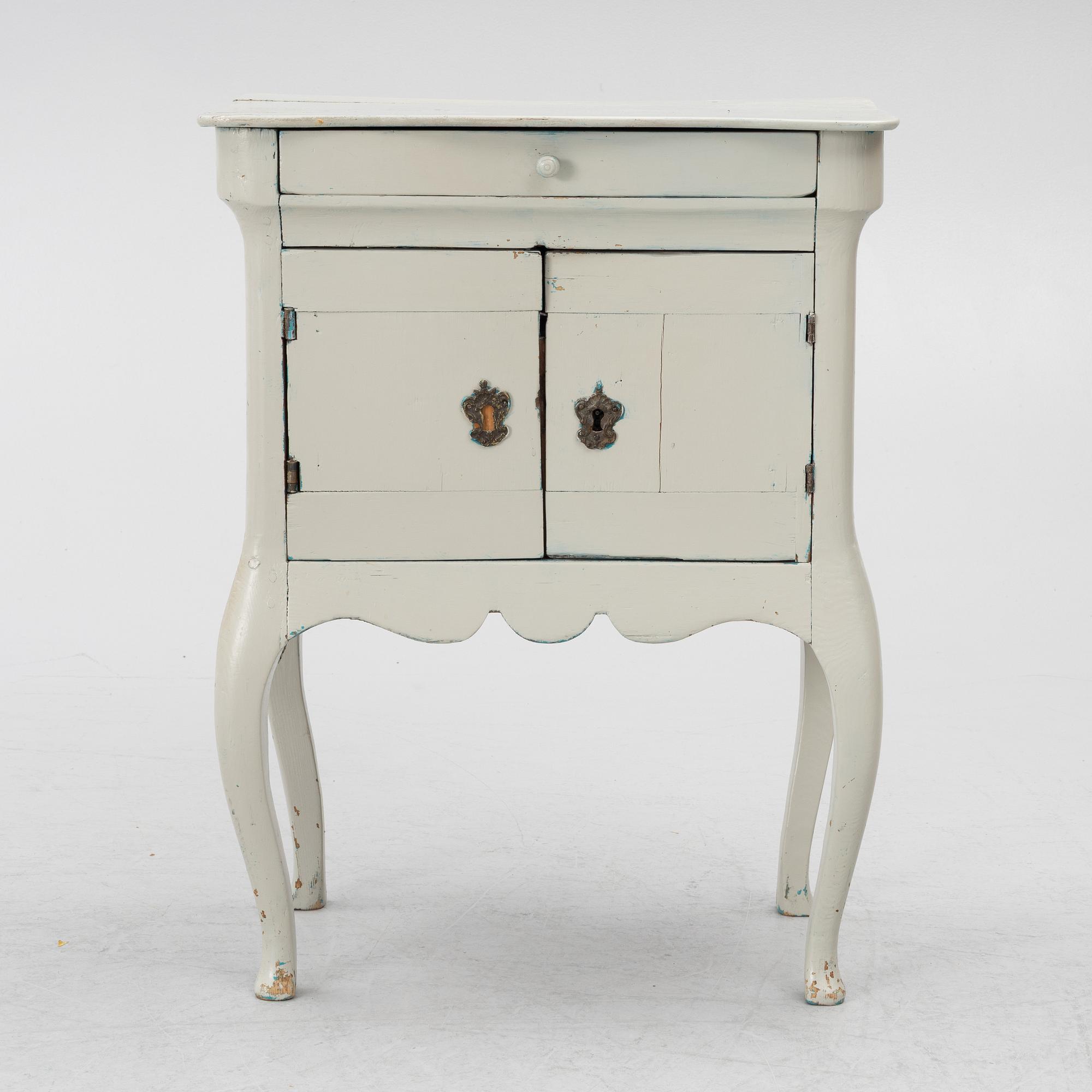 A cupboard, Rococo, 18th century.