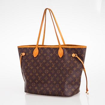 Louis Vuitton, A 'Neverfull MM' Monogram Bag.