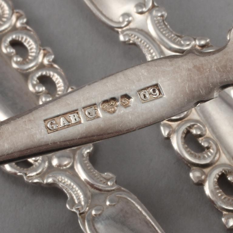 KAFFESKEDAR, 12 st, silver, GAB, Stockholm, stämplade 1967 respektive 1970. Total vikt 100 g.