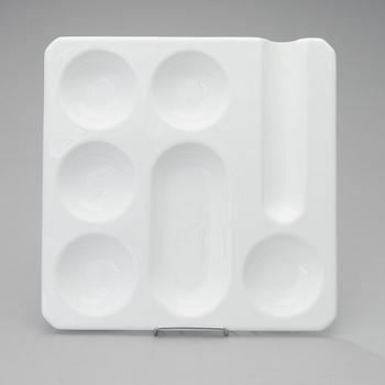 ALVAR AALTO, A COCKTAIL TRAY. Manufactured by Sanka, mid 1950s.