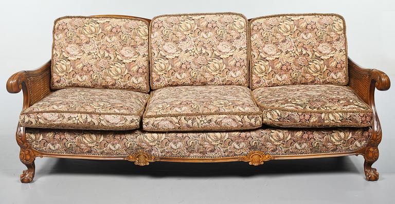 SOFFA, chippendalestil, omkring 1900-talets mitt.