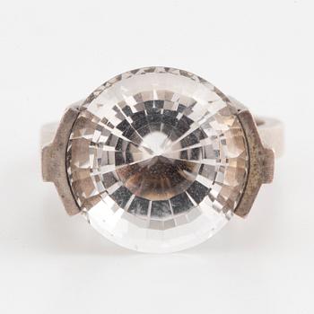 Wiwen Nilsson, ring med fasettslipad bergkristall, Lund, 1966, sterling silver.