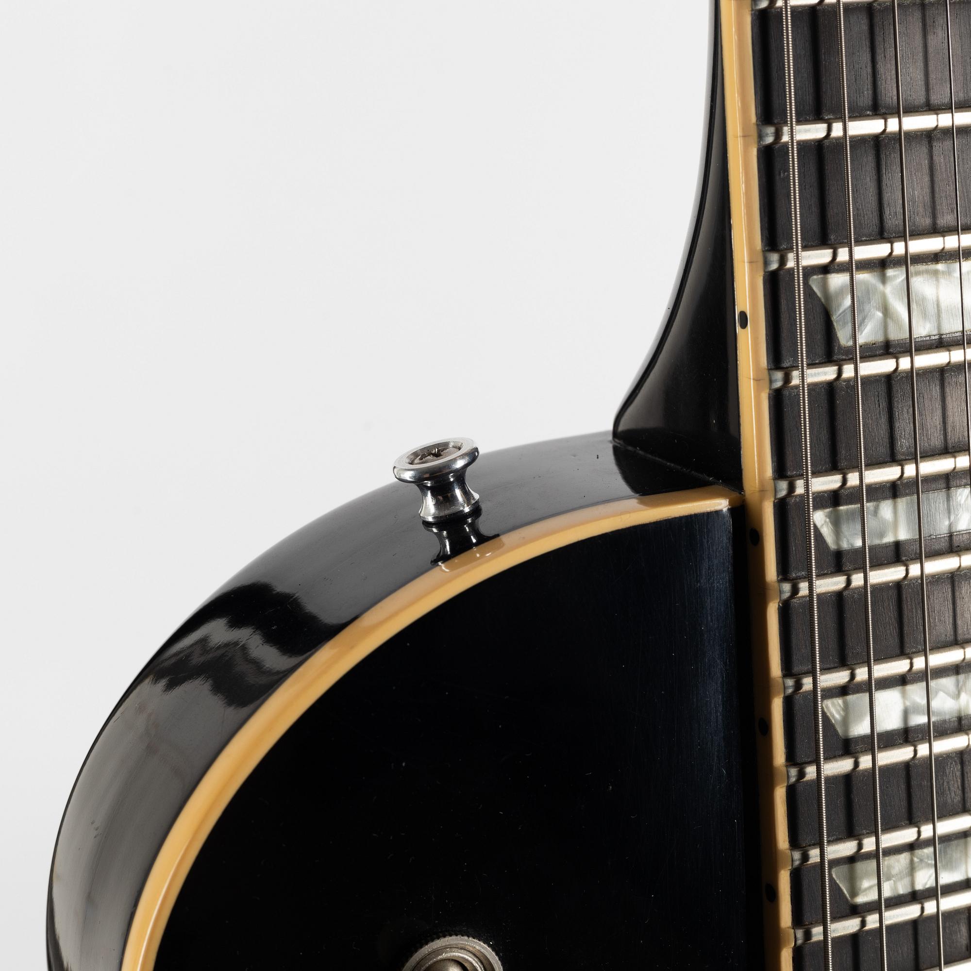 Gibson,.