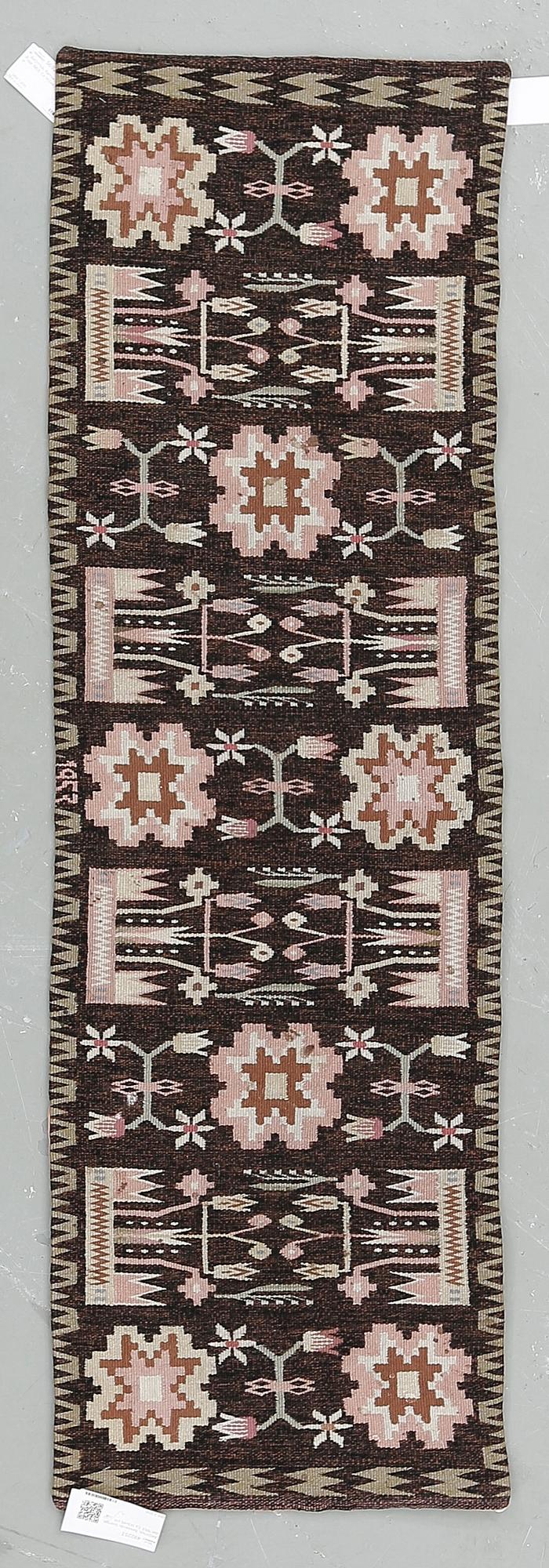 ÅKDYNA, flamskväv Sverige, dat 1953. Ca 143x45 cm.