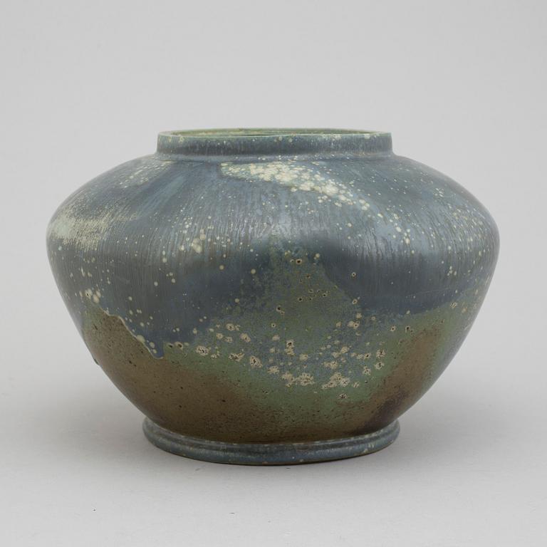 BODE WILLUMSEN & HANS HANSEN, a stoneware jar, Denmark, signed and dated 16-4-1937.