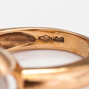 An 18K gold ring with a rock crystal. Le-Gi, Italy.