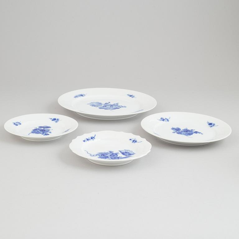 A 103 piece porcelain service, 'Blå blomst', Royal Copenhagen, Denmark.