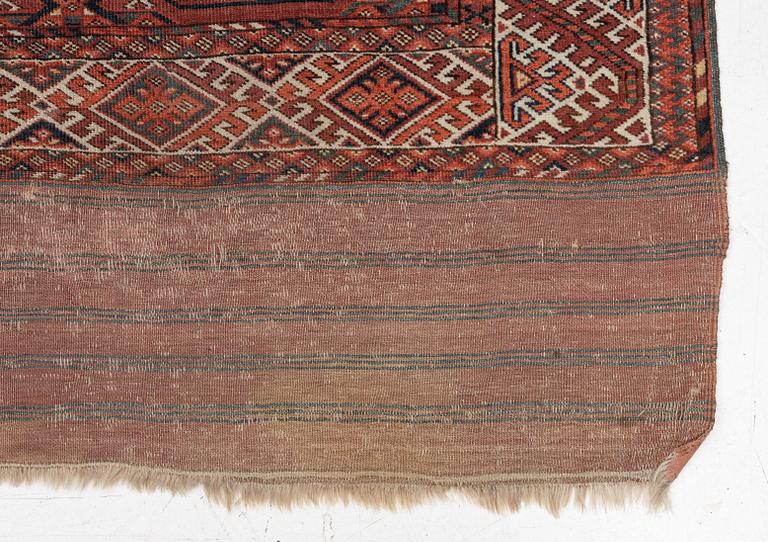 Matta, antik Kizil Ayak Turkmen, från omkring 1850-1880. ca 353 x 214 cm.