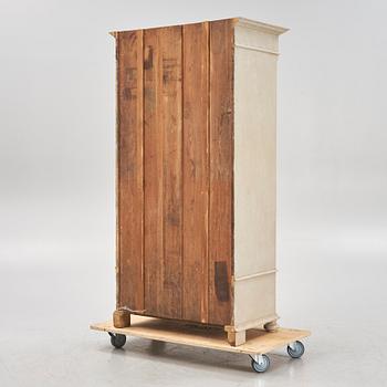 A painted cabinet fromaround the year 1900.