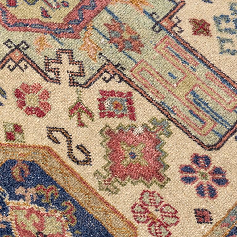 Matta, turkiet, semiantik. 165 x 120 cm.