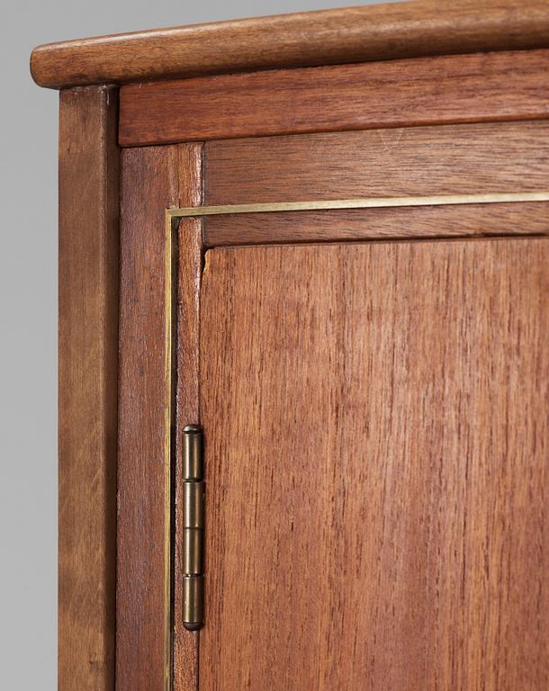 HÖRNSKÅP, Danmark, 1950/60-tal.