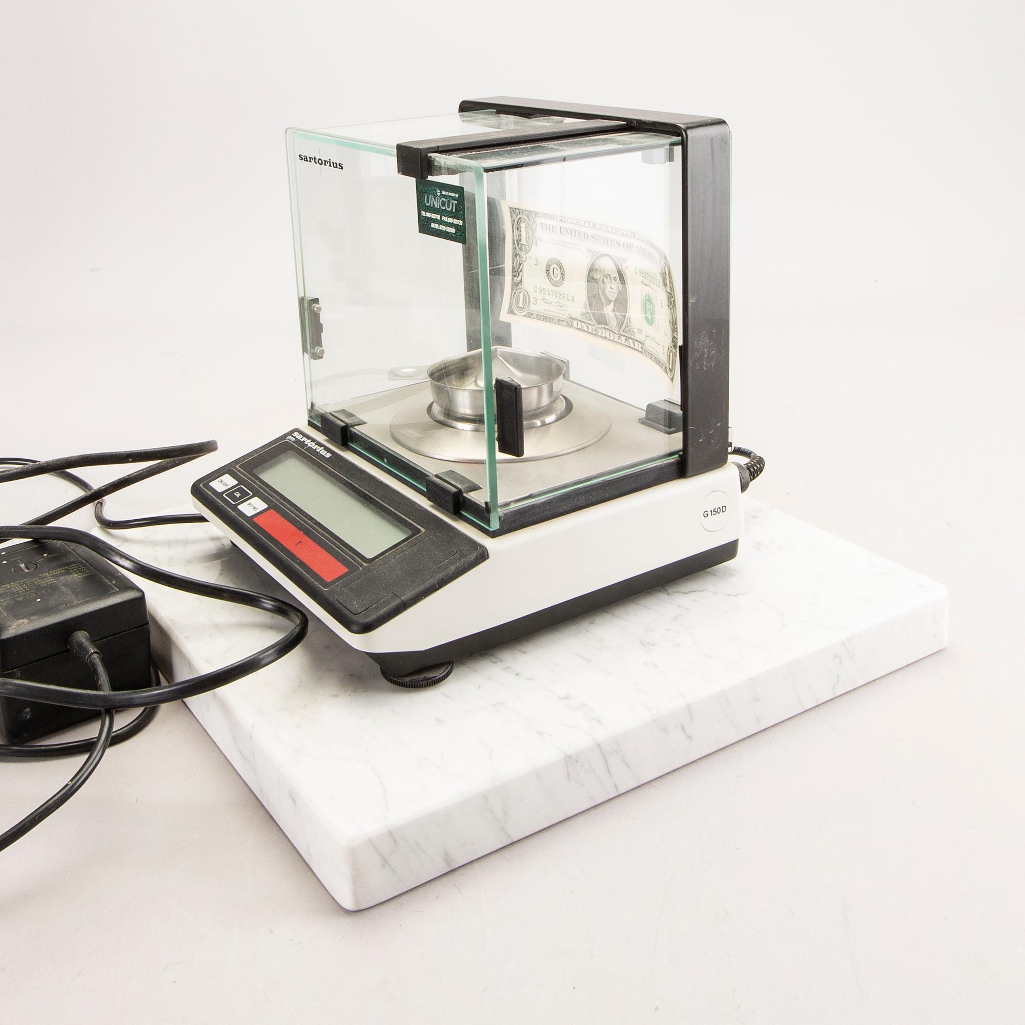 A Sartorius diamond scale later part of the 20th century.