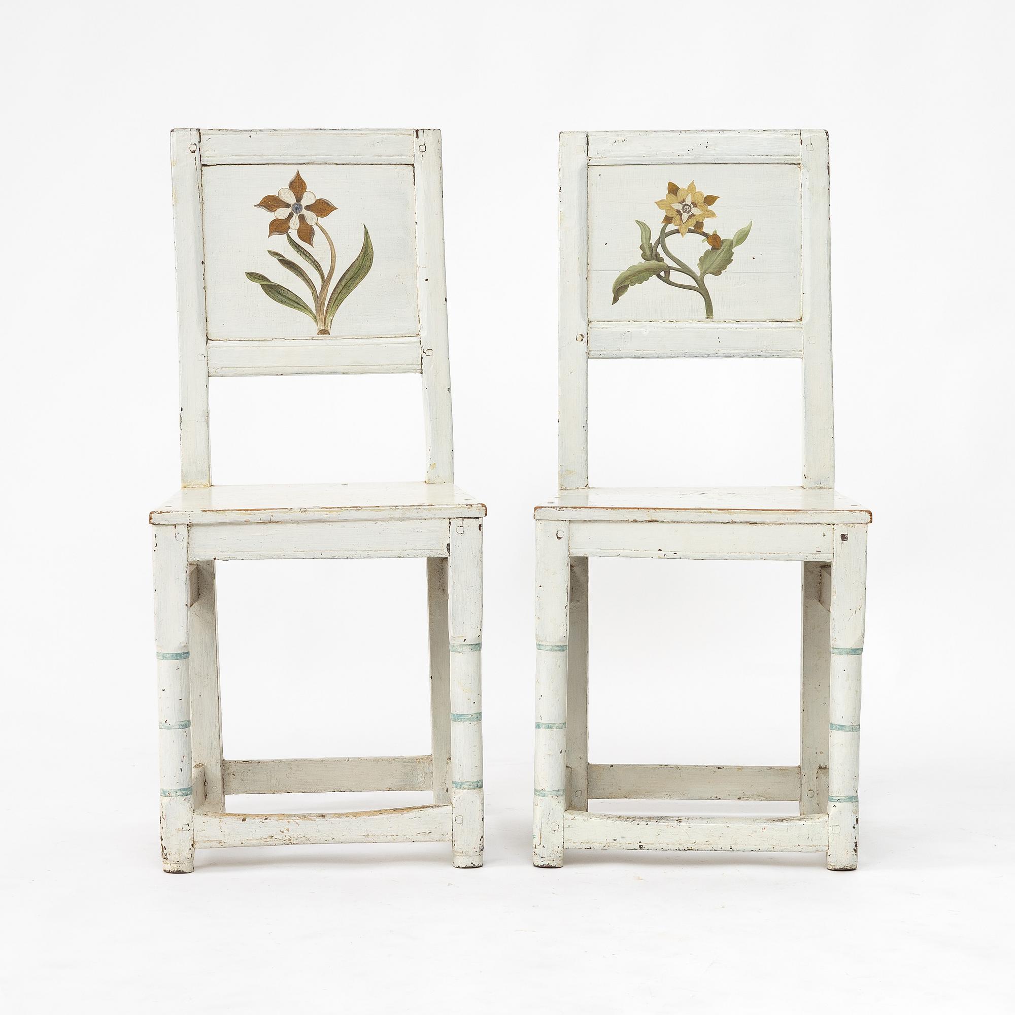 A pair of Swedish chairs, 18th/19th century.