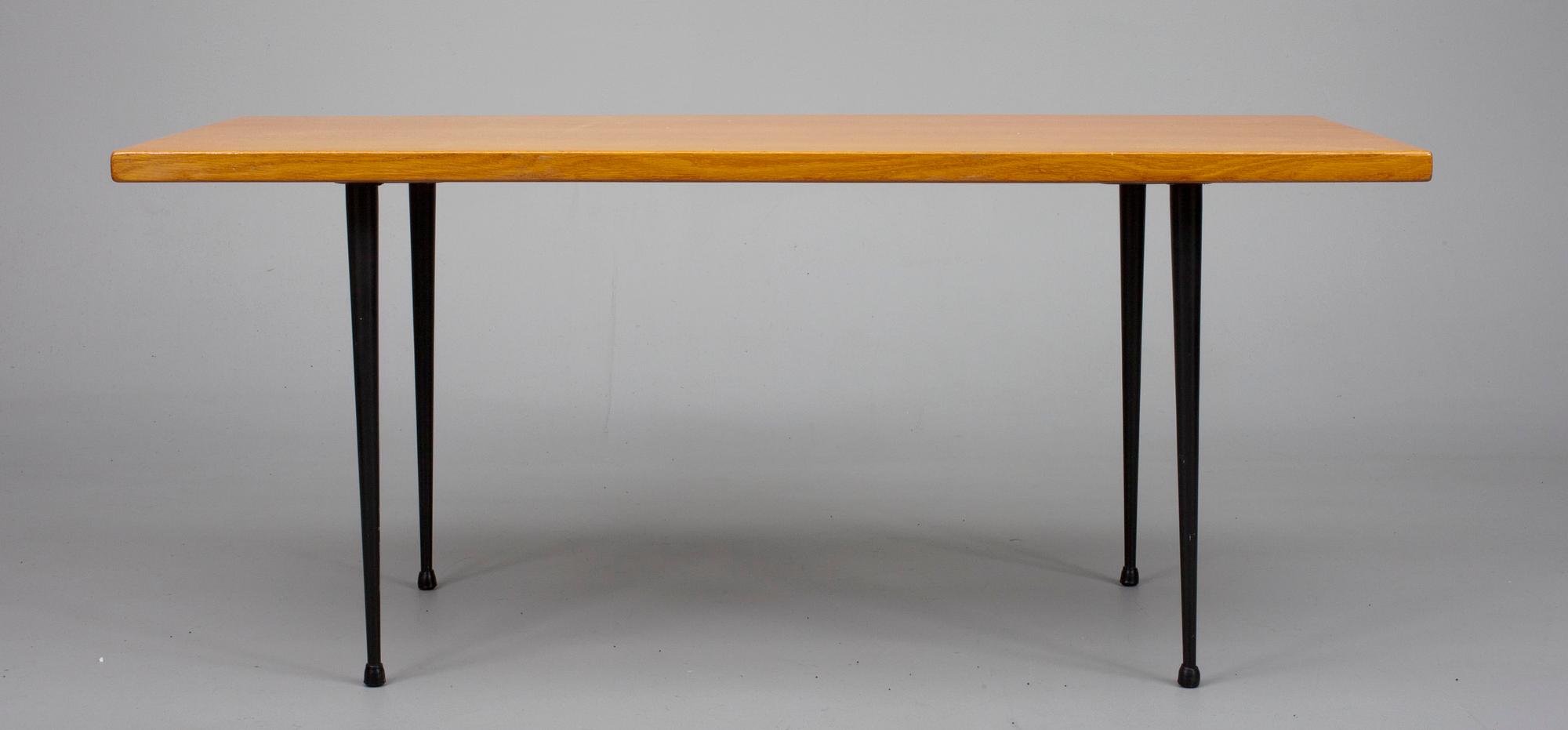 SOFFBORD, design Ilmari Lappalainen, 1900-talets senare hälft.
