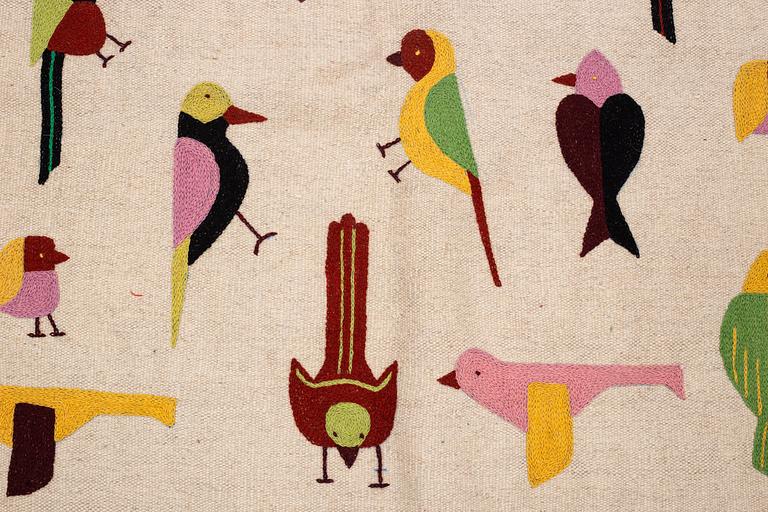 Matta, handbroderad kelim, ca 233 x 173 cm.