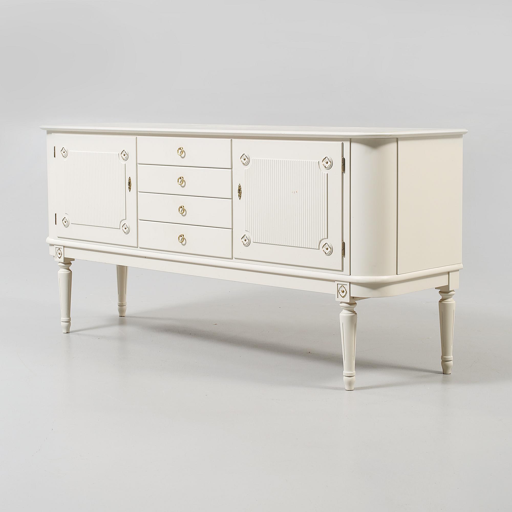 SIDEBOARD, gustaviansk stil, 1900-talets andra hälft.