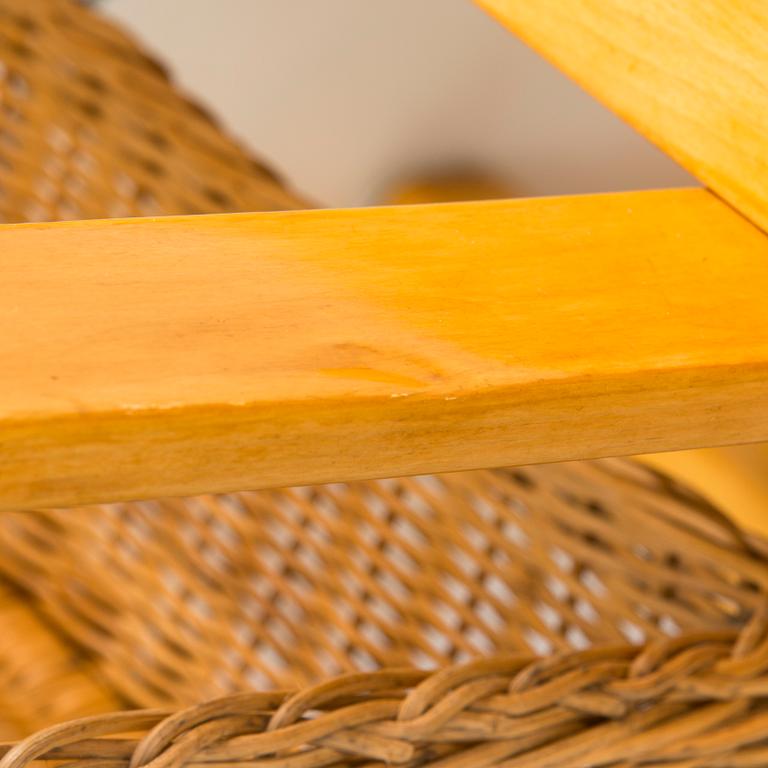 Alvar Aalto, tarjoiluvaunu, malli 900, O.Y. Huonekalu- ja Rakennustyötehdas A.B. 1900-luvun puoliväli.