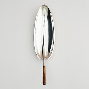 Tapio Wirkkala, skål, silver, modell TW 85, Hopeakeskus, Tavastehus, Finland 1958.