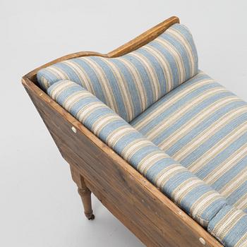 Trågsoffa, gustaviansk, tidigt 1800-tal.