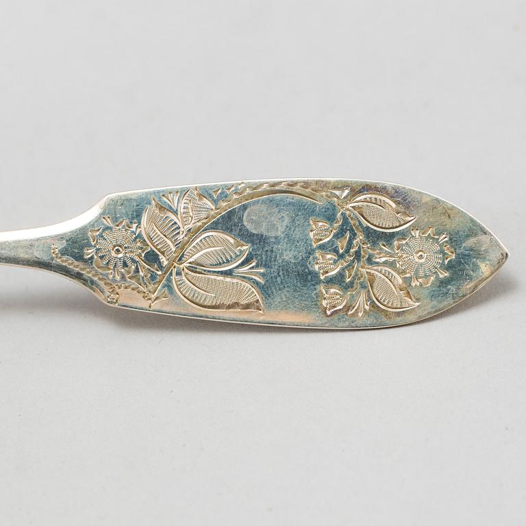 a lot of 24 silver spoons by C O Persson AB in Haparanda, Sweden. Weight ca 522 grams.