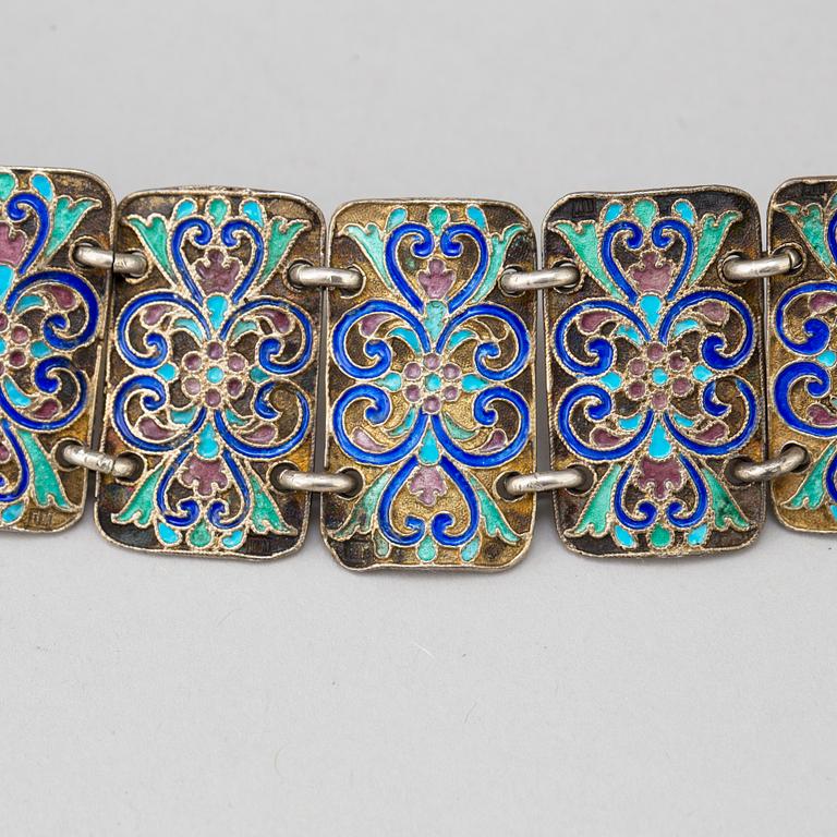 A Russian early 20th century silver and cloisonné-enamel belt, mark of Pyetr Milukow, Moscow 1899-1908.