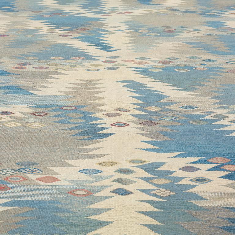 Barbro Nilsson, A CARPET, "Tånga, ljus, blå, grå", flat weave, ca 302 x 206,5 cm, signed AB MMF BN.