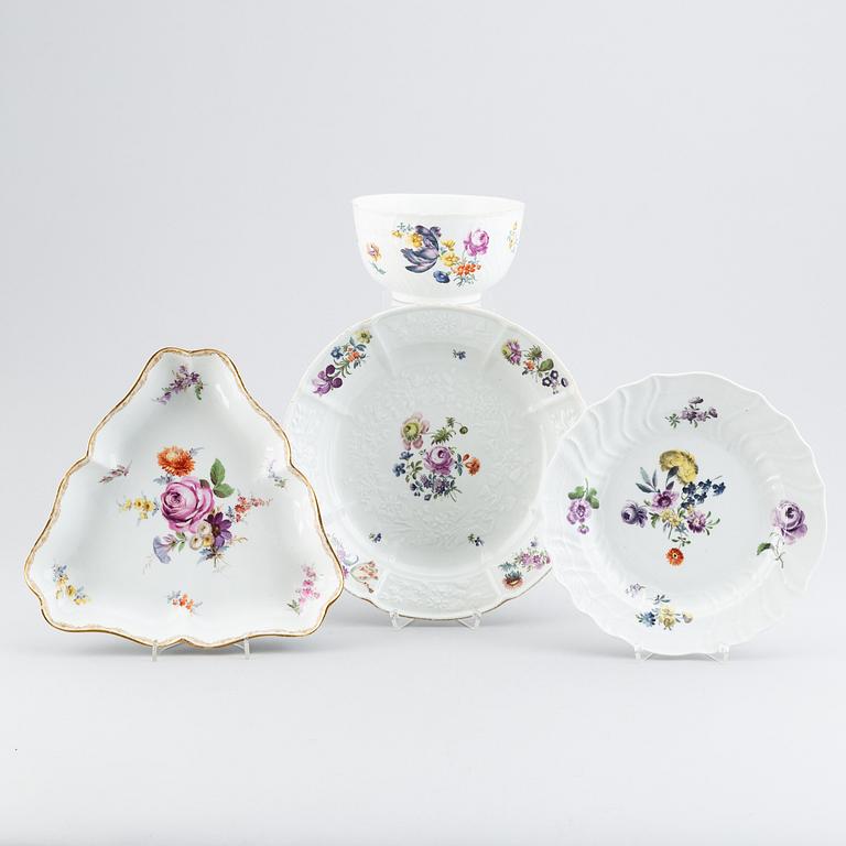 Fat, 3 st samt skål, porslin. Meissen, 1800 samt 1900-tal.