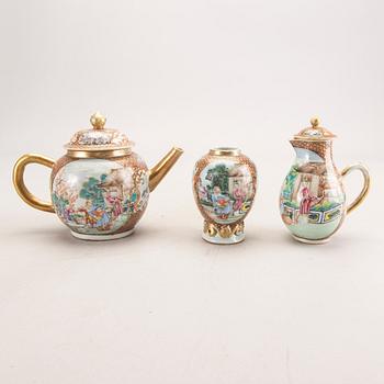 A Chinese Qianlong porcelain teapot, creamer and tea caddy.