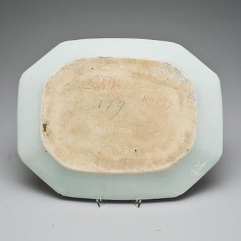 STEKFAT, porslin, Kina, 1700-tal.