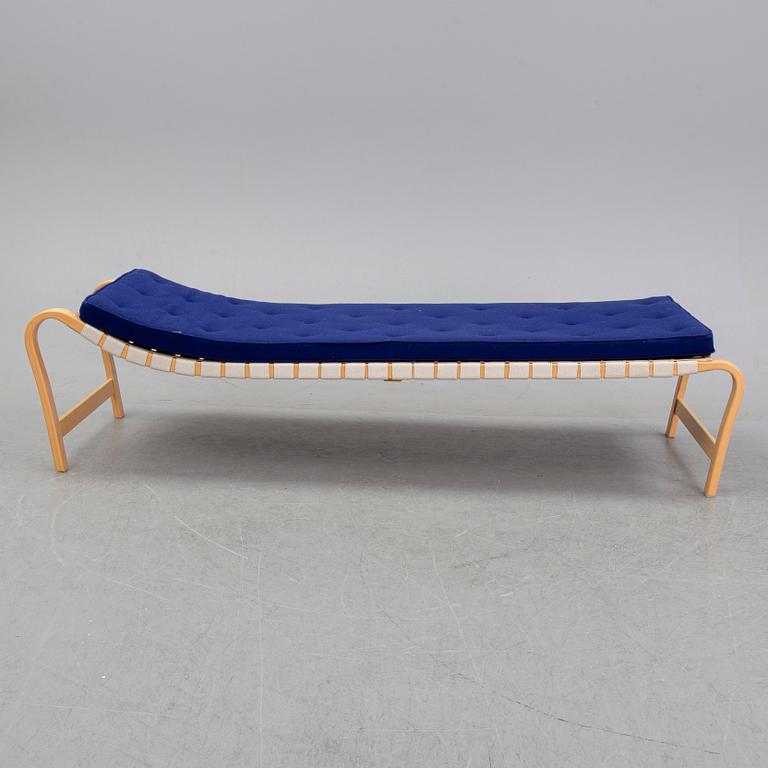 A 'Paris' daybed by Bruno Mathsson for Bruno Mathsson International 2011.