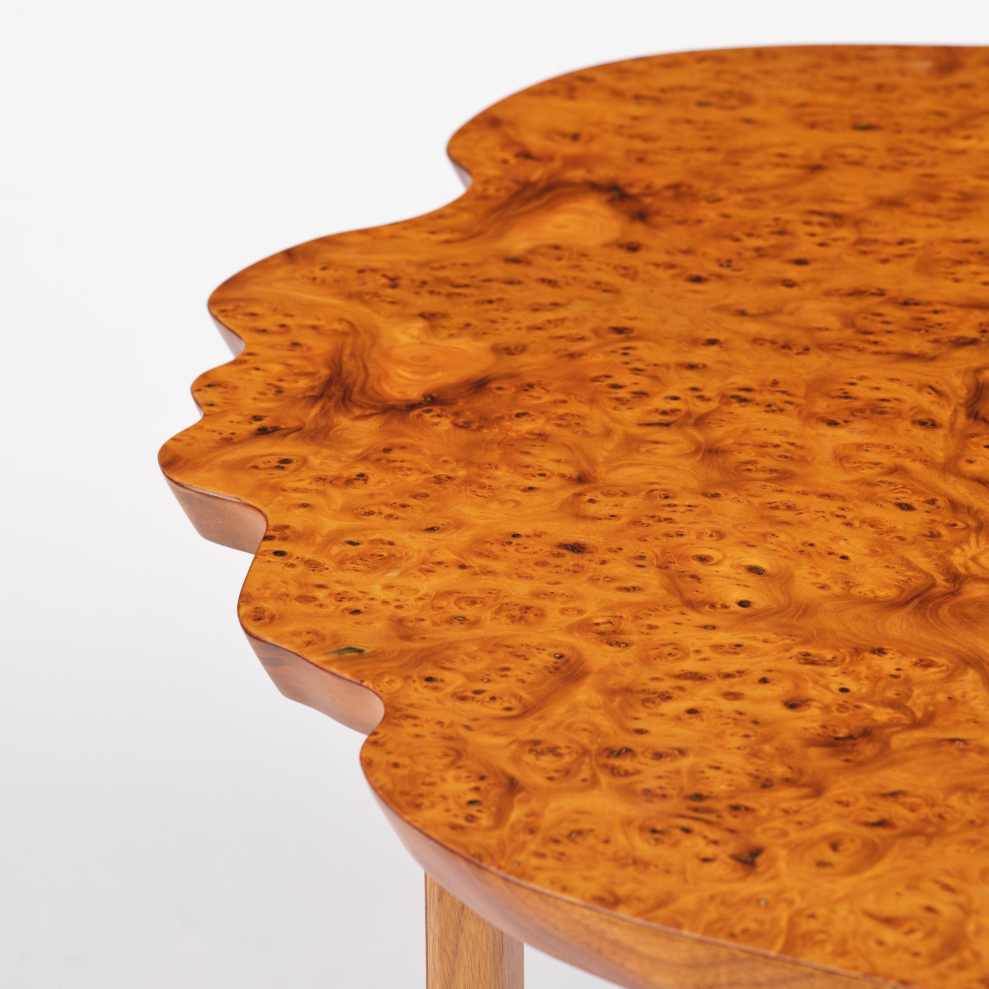 Josef Frank, soffbord, modell 1057, Firma Svenskt Tenn, efter 1985.