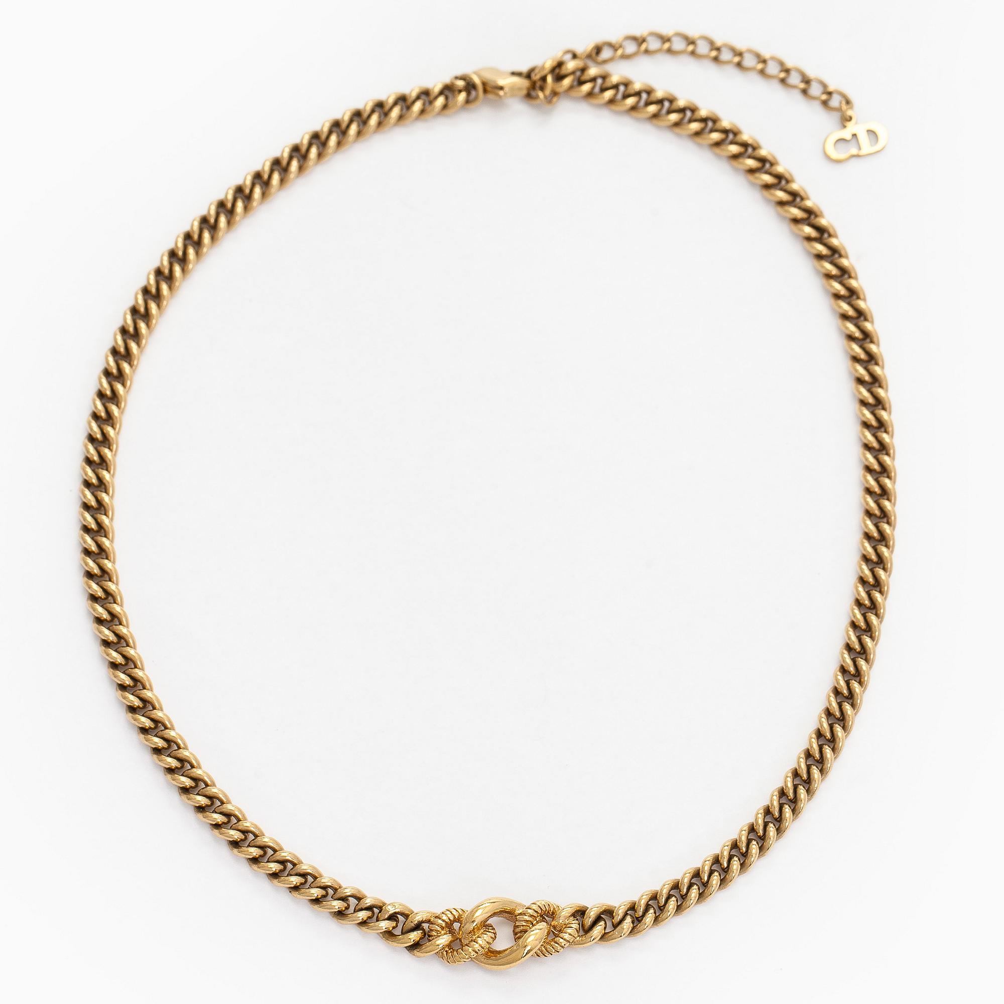 Christian Dior, a vintage necklace.