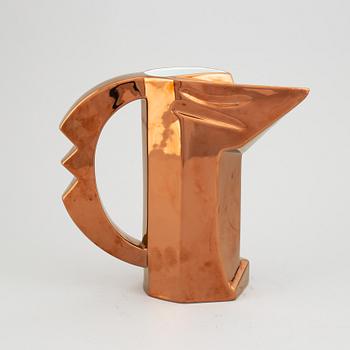 A porcelain jug/vase 'Jarrita Florero' by Javier Mariscal, 1980's.