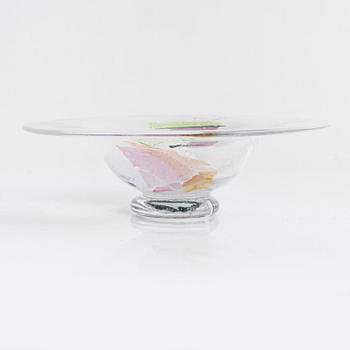 Oiva Toikka, a 'Tellervo' glass vase, Nuutajärvi Postipankki, Finland, and a glass bowl by Åsa Brandt.
