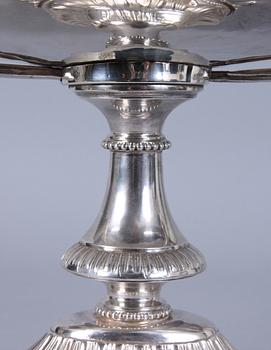 SKÅL PÅ FOT, silver, Jan Biedgunowski Warszawa (1852-65). Silverstämplar Ryssland. ca 650 g.