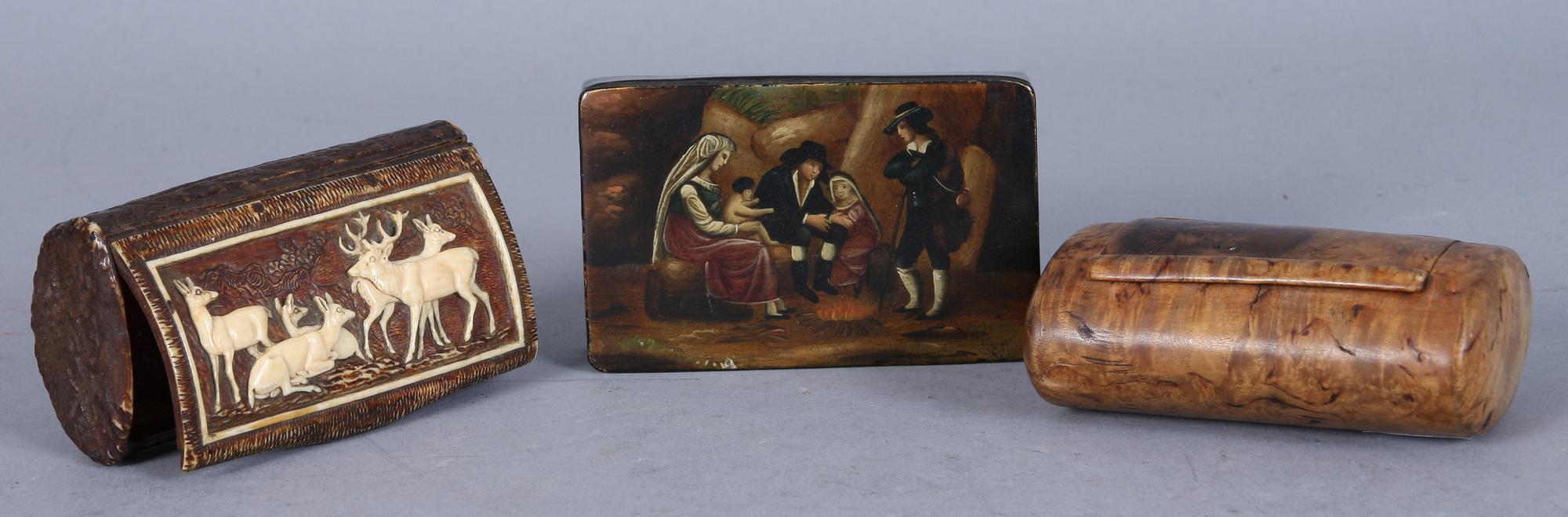 DOSOR, 3 st, trä samt ben, 1800/1900-tal.