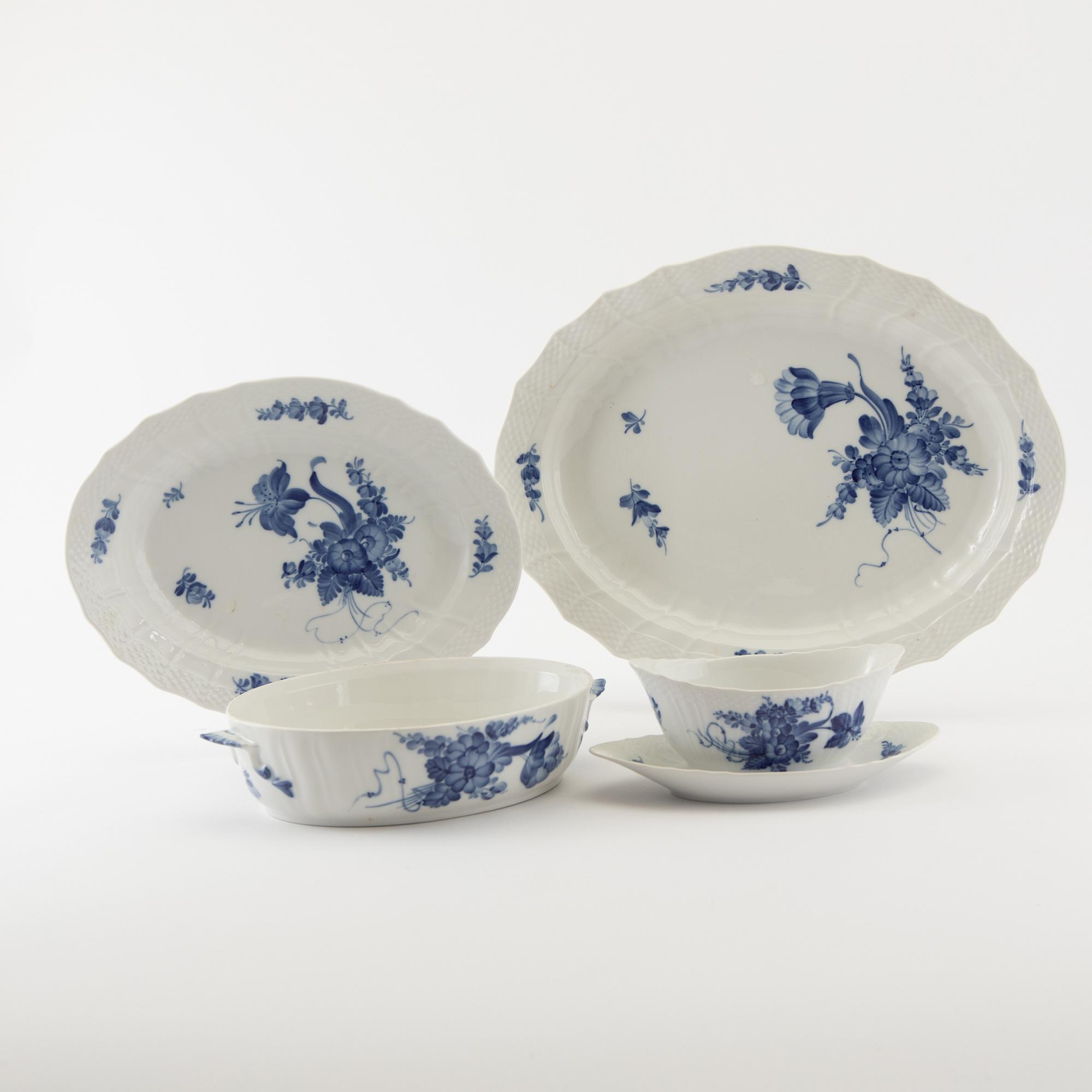 Service "Blue Flower" approx 96 pcs Royal Copenhagen Denmark 20th century porcelain.