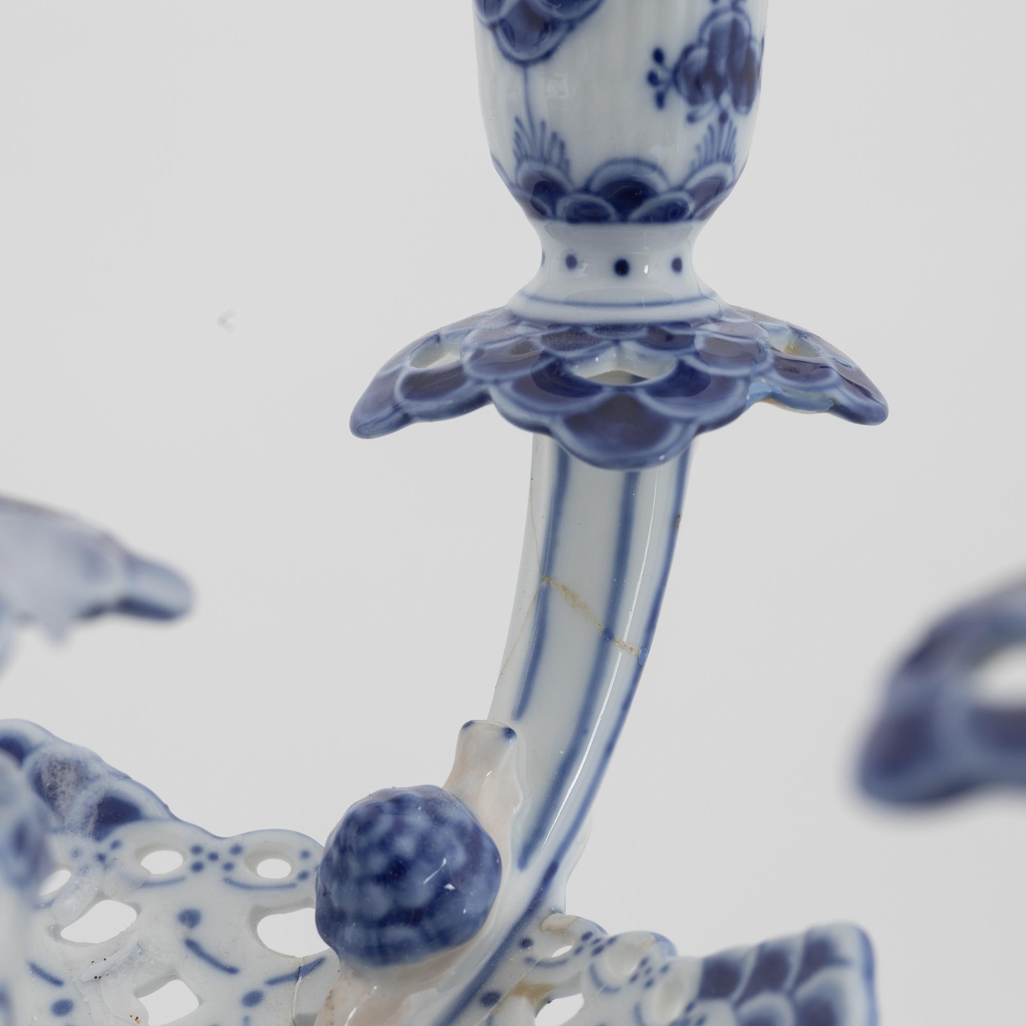 Royal Copenhagen, kandelaber, porslin, "Musselmalet Helblonde", modell 1006, Danmark, 1969-73.