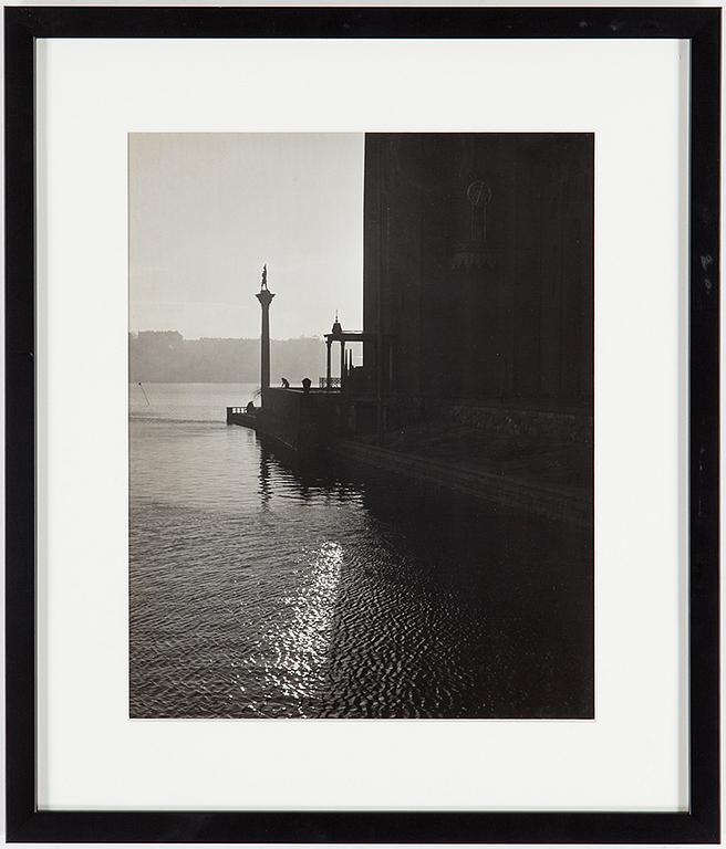 ÅKE LANGE, fotografi, vintage, "Stadshuset", 1951, stämpelsignerad a tergo.