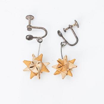 Jewellery, 9 pieces of Sámi handicraft, including work by Per Henrik Simmas.