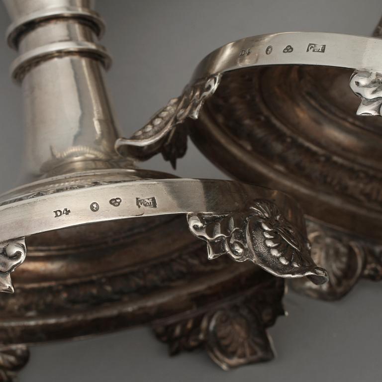 STRÖSOCKERSKÅLAR, ett par, Gustaf Möllenborg, Stockholm, 1834. Vikt 1 260 g.